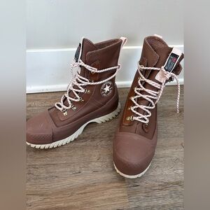 Converse Chuck Taylor All Star Lugged 2.0 CC X-Hi waterproof boots. 
6.5